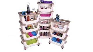 Polcok és állványok